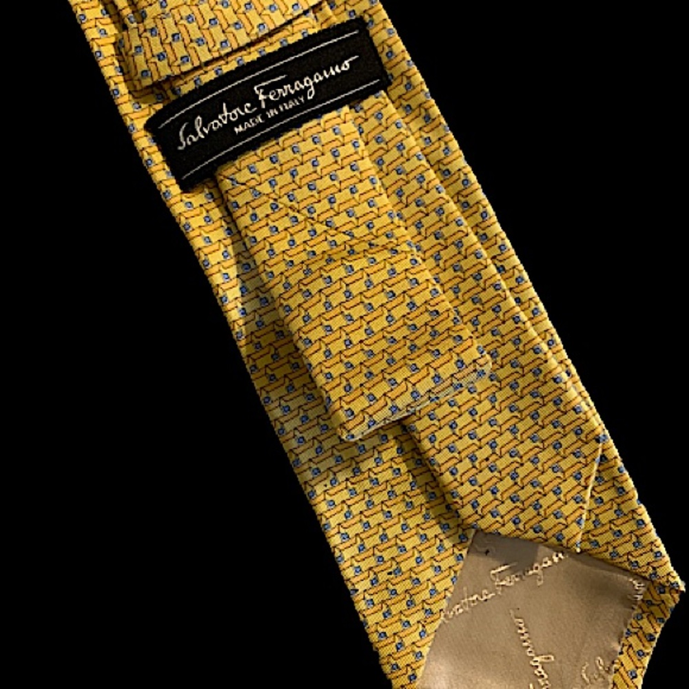 Salvatore Ferragamo Men’s Tie NEW